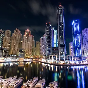 انتركونتيننتال مارينا فندق