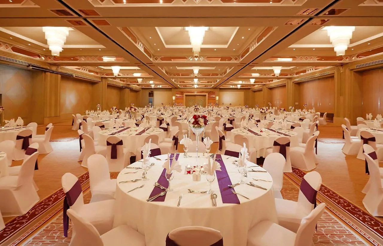 Millennium Plaza Downtown Suites Dubai Aparthotel
