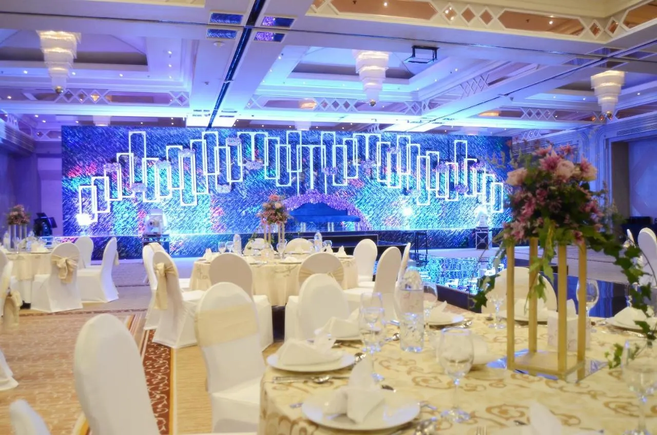 דובאי Millennium Plaza Downtown Suites 5*,  איחוד האמירויות הערביות