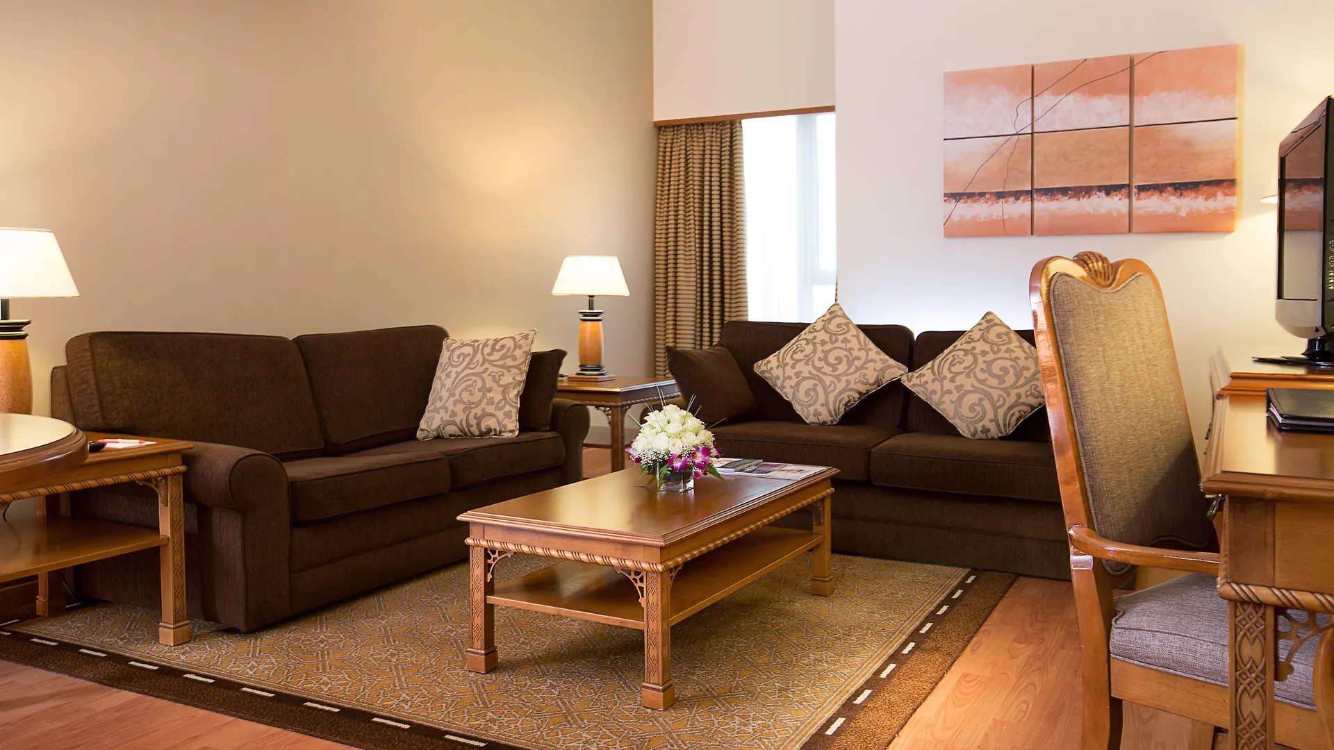 דובאי Millennium Plaza Downtown Suites